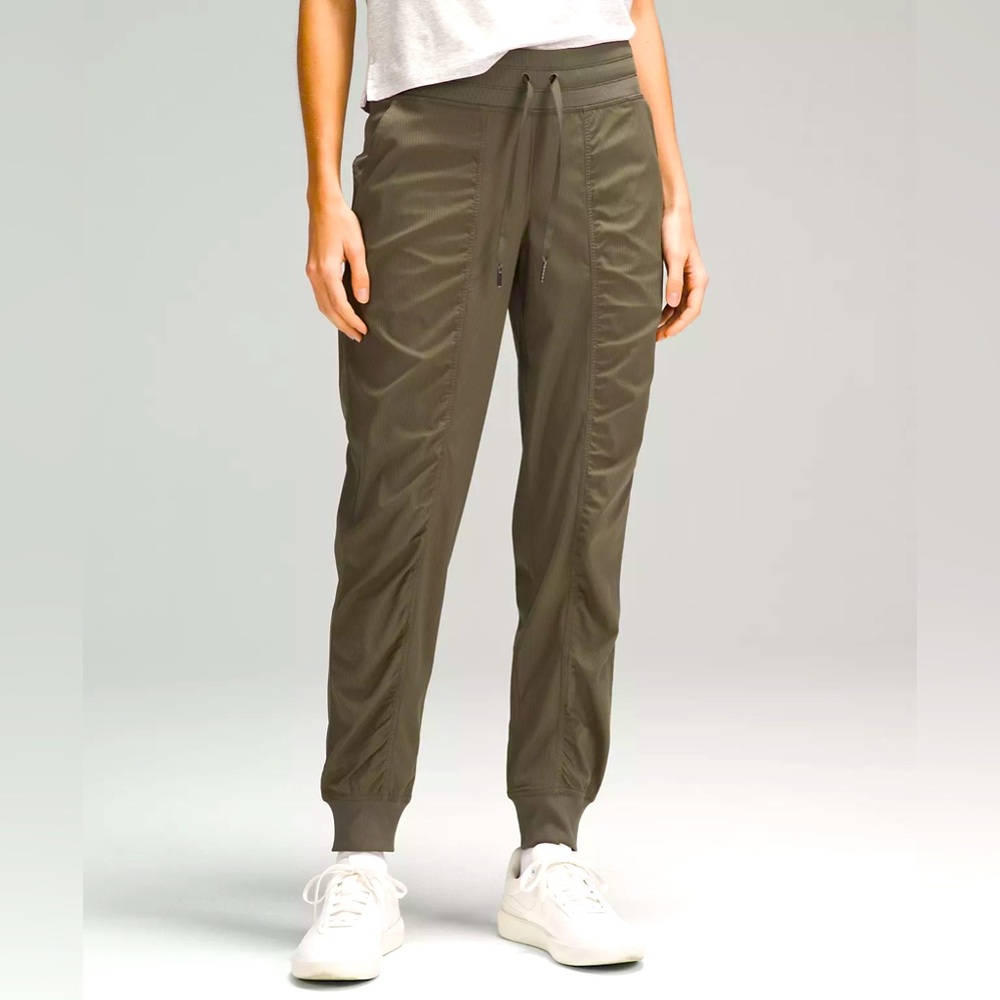 Brand new Lululemon Dance studio jogger